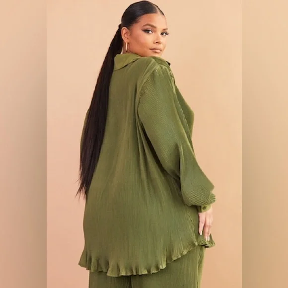 PrettyLittleThing Olive Ribbed Button-Front Shirt - Picture 2 of 11